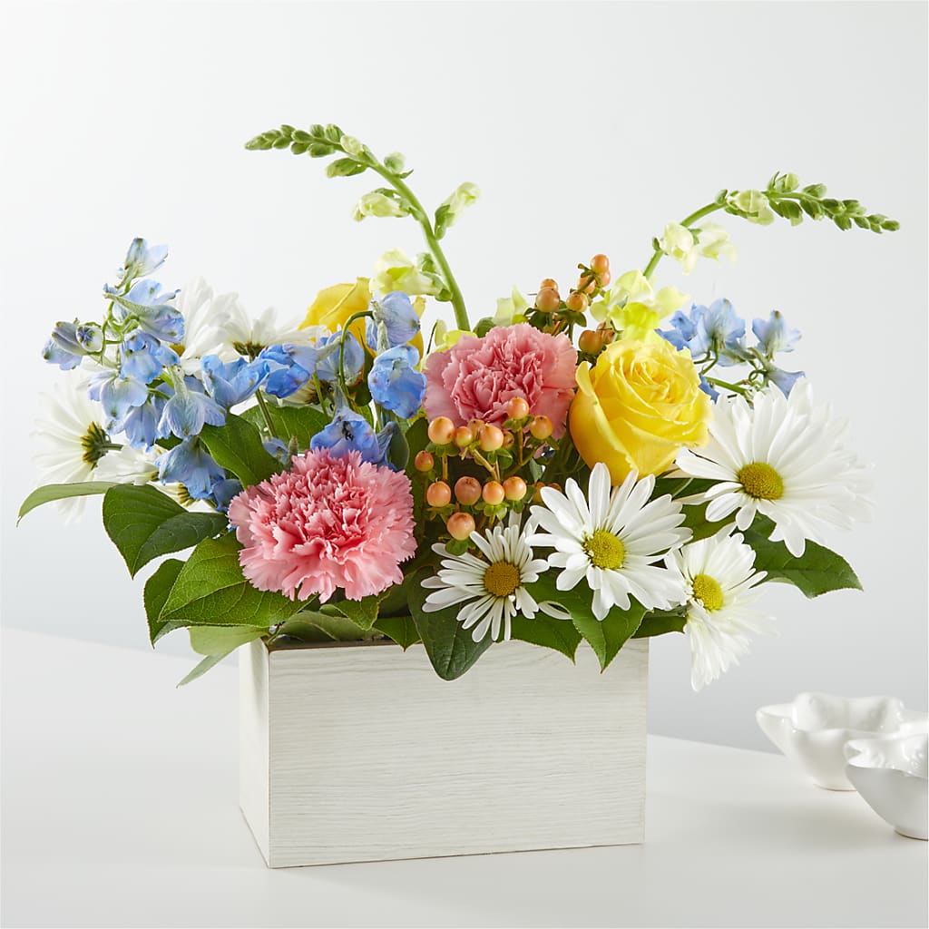 Sun Salutation Box Bouquet – Rosewood Flower Shop, Humble TX
