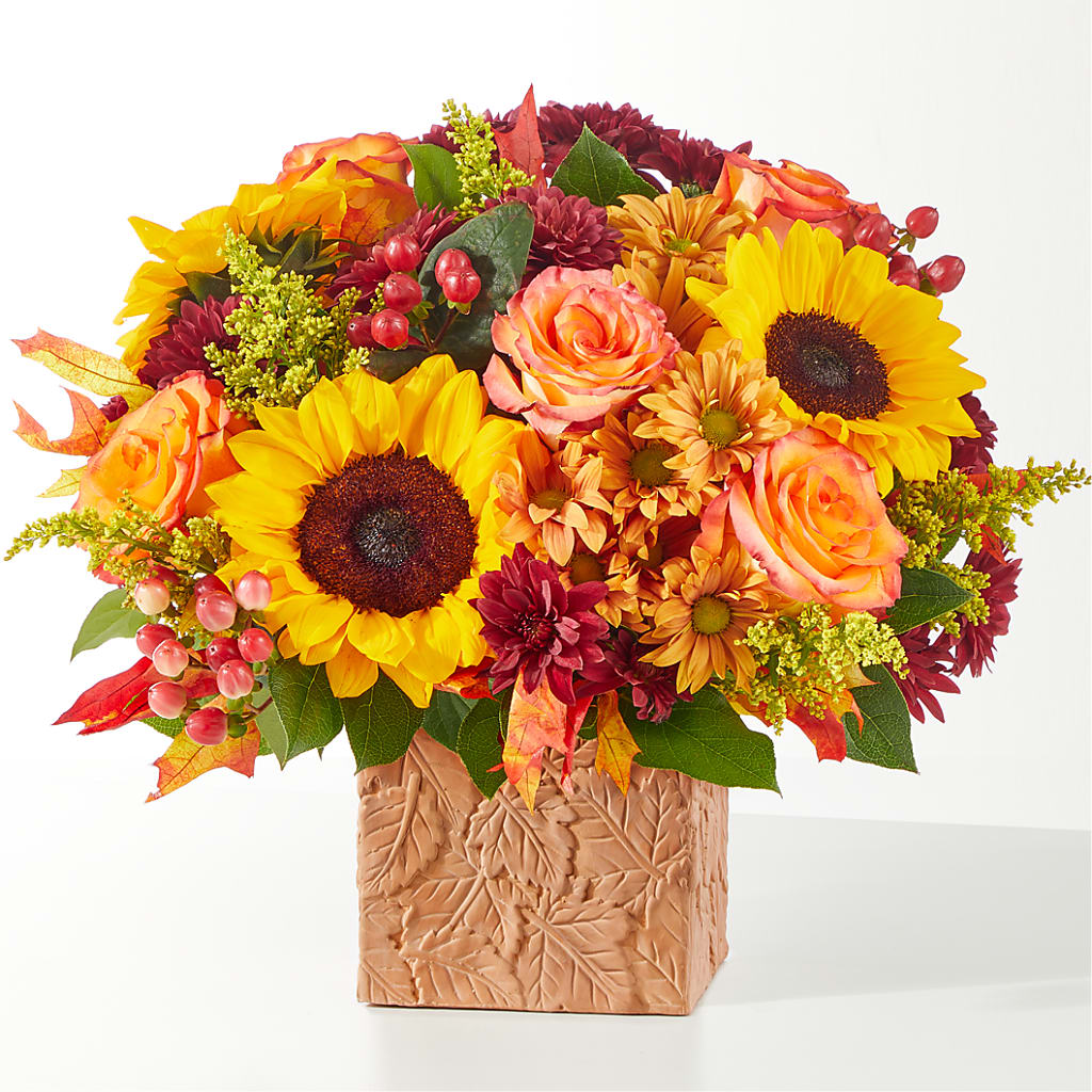 The Outdoors Bouquet – Rosewood Flower Shop, Humble TX