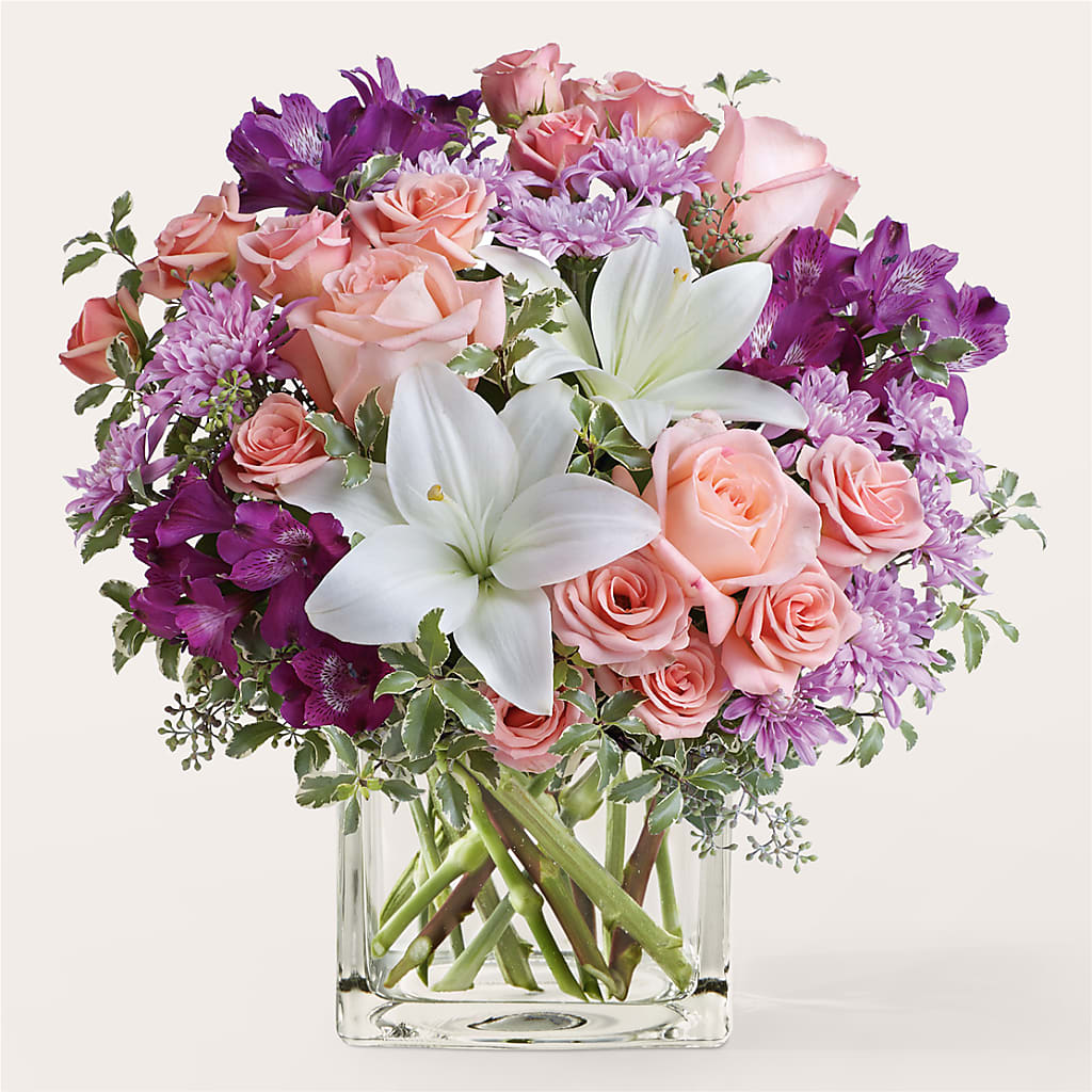 Mani Pedi Bouquet – Rosewood Flower Shop, Humble TX
