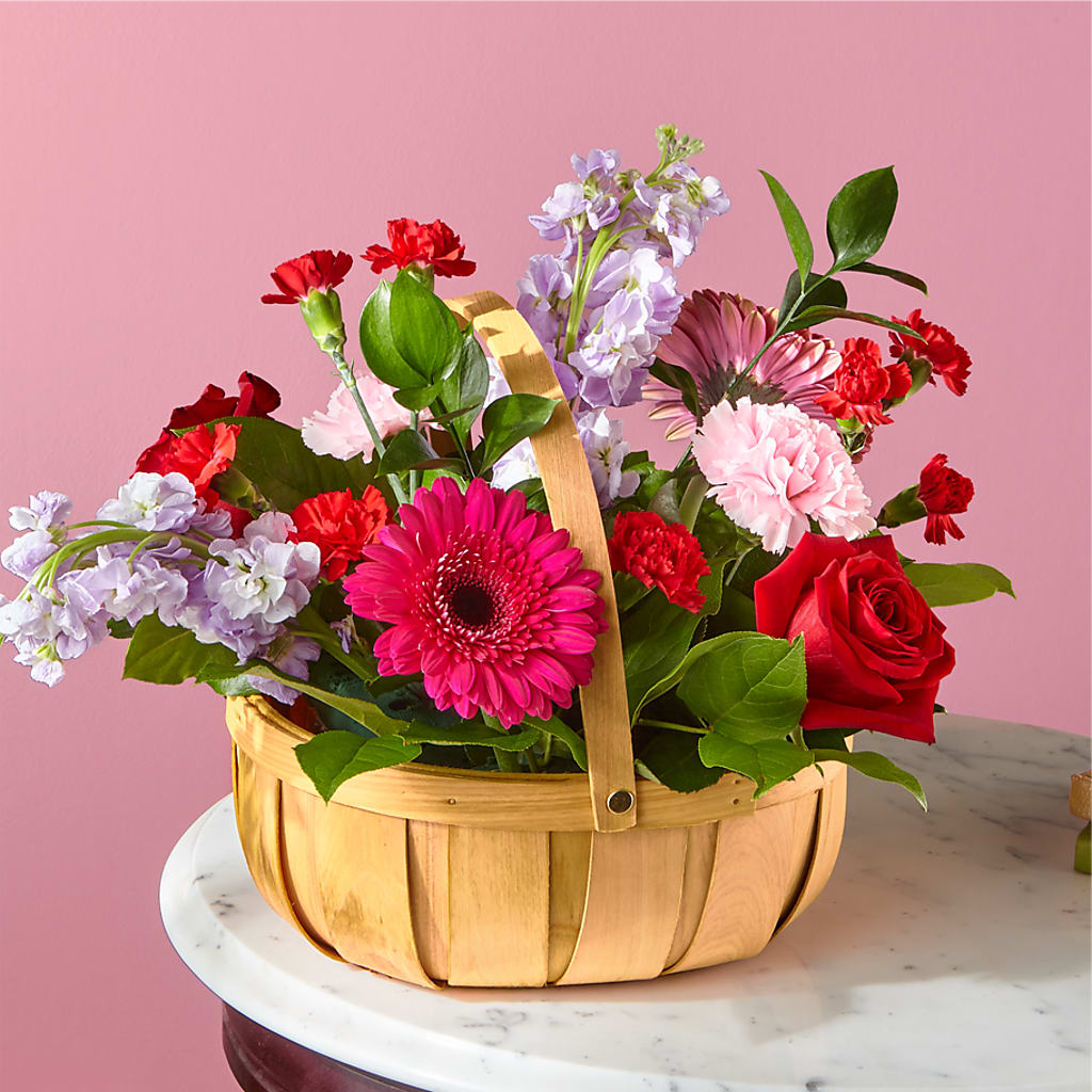 Pink Picnic Basket – Rosewood Flower Shop, Humble TX