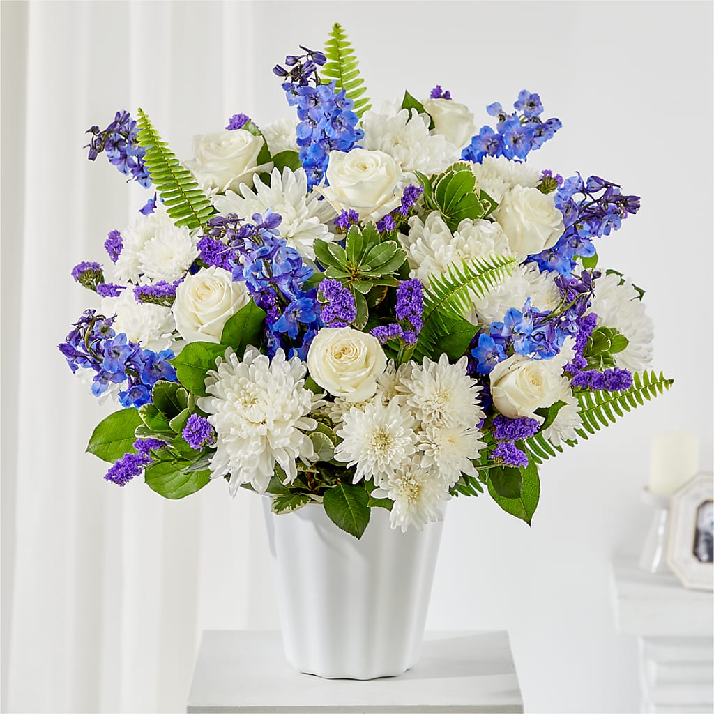 Hold Dear Tabletop Basket – Rosewood Flower Shop, Humble TX