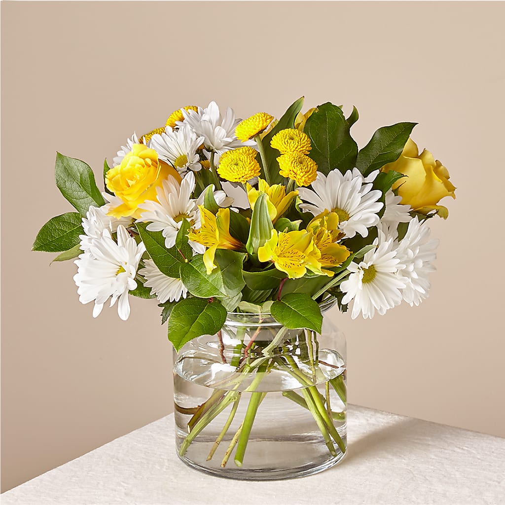 Sunny Sentiments Bouquet – Rosewood Flower Shop, Humble TX