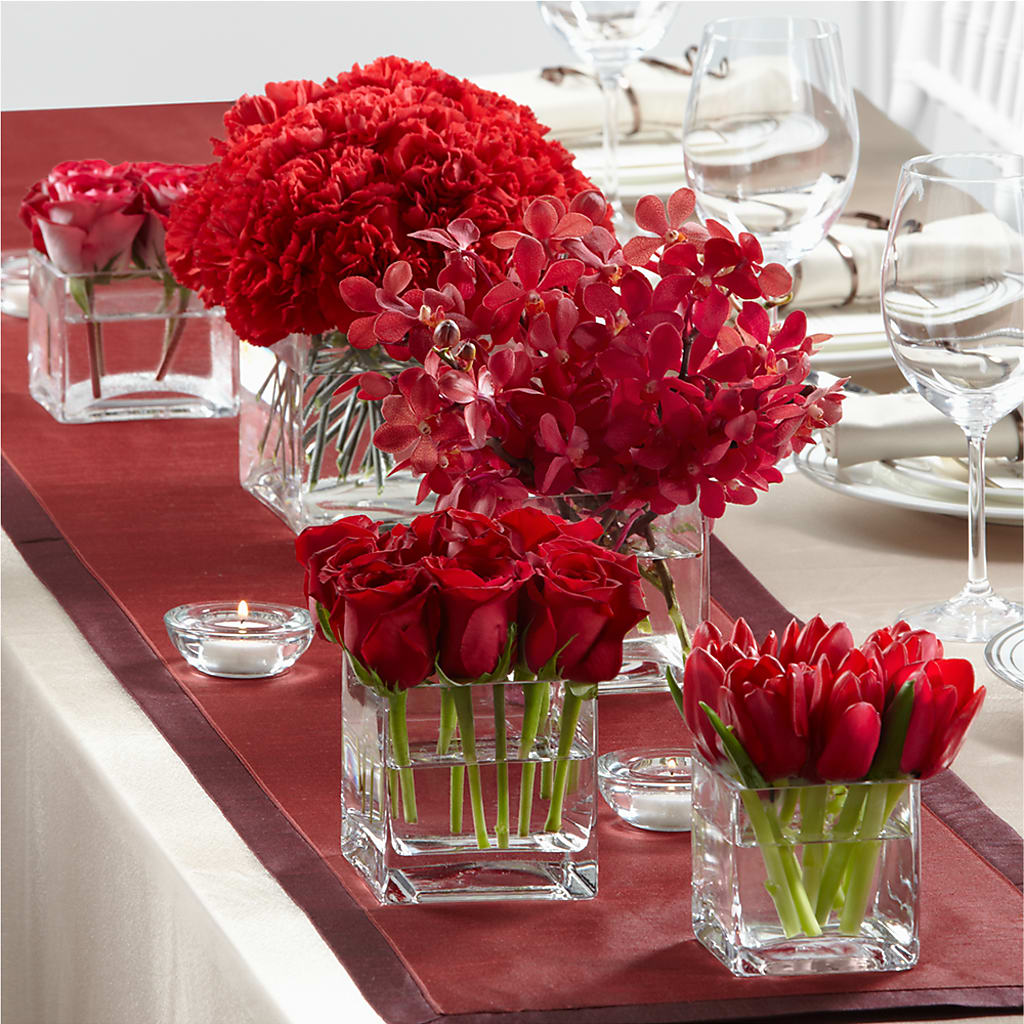 Modern Grace Centerpiece – Rosewood Flower Shop, Humble TX
