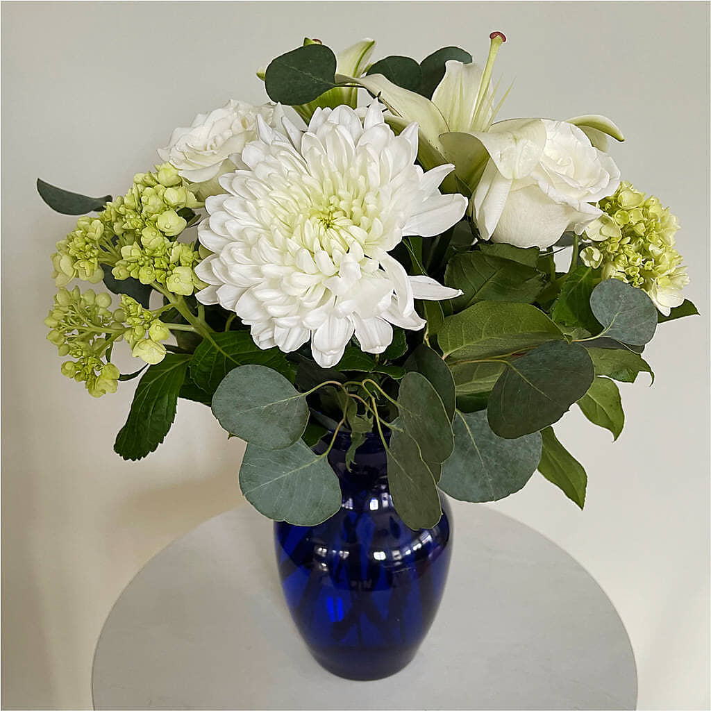 Snowy Dreams Bouquet –  Rosewood Flower Shop, Humble TX