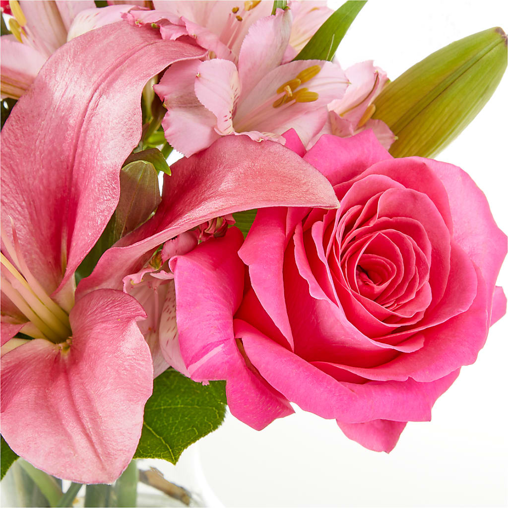 Lots of Love Bouquet –  Rosewood Flower Shop, Humble TX