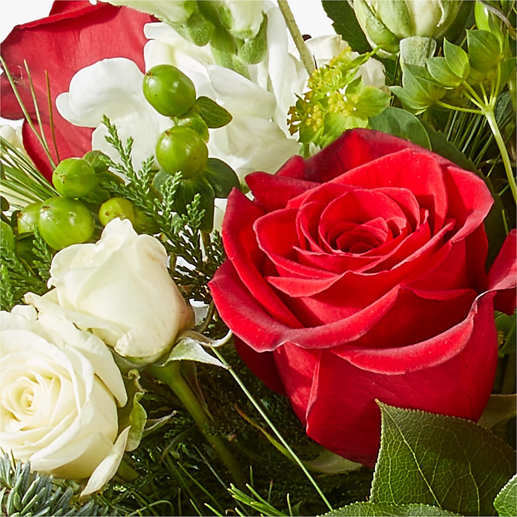 Deck the Halls Bouquet –  Rosewood Flower Shop, Humble TX