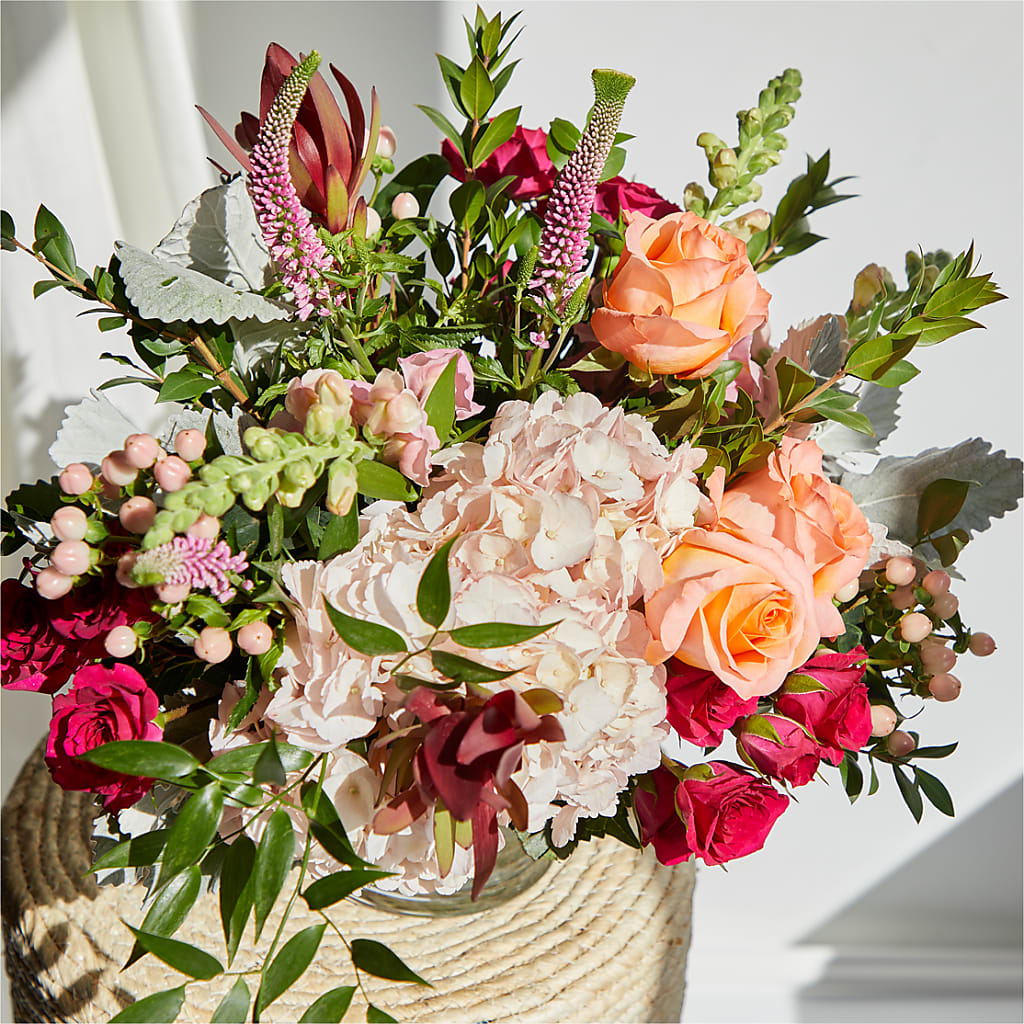 Glitz & Glam Bouquet –  Rosewood Flower Shop, Humble TX