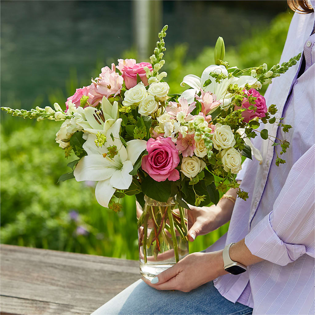 Fondly Bouquet –  Rosewood Flower Shop, Humble TX