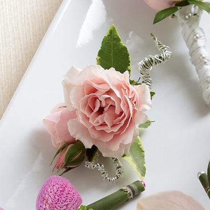 Pink Spray Rose Boutonniere –  Rosewood Flower Shop, Humble TX