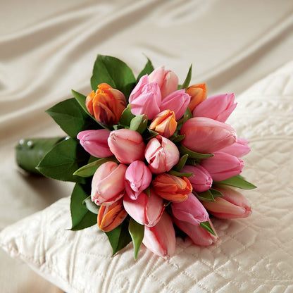 Embraceable Bouquet –  Rosewood Flower Shop, Humble TX