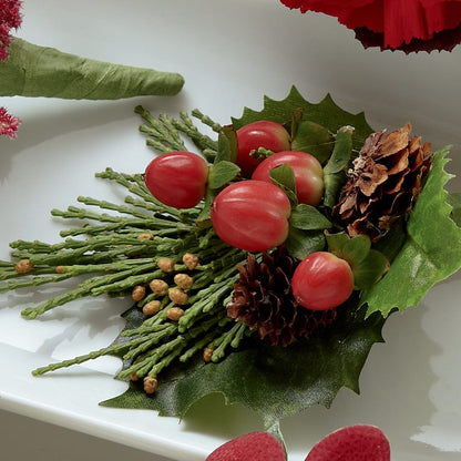 Red Berry Boutonniere –  Rosewood Flower Shop, Humble TX